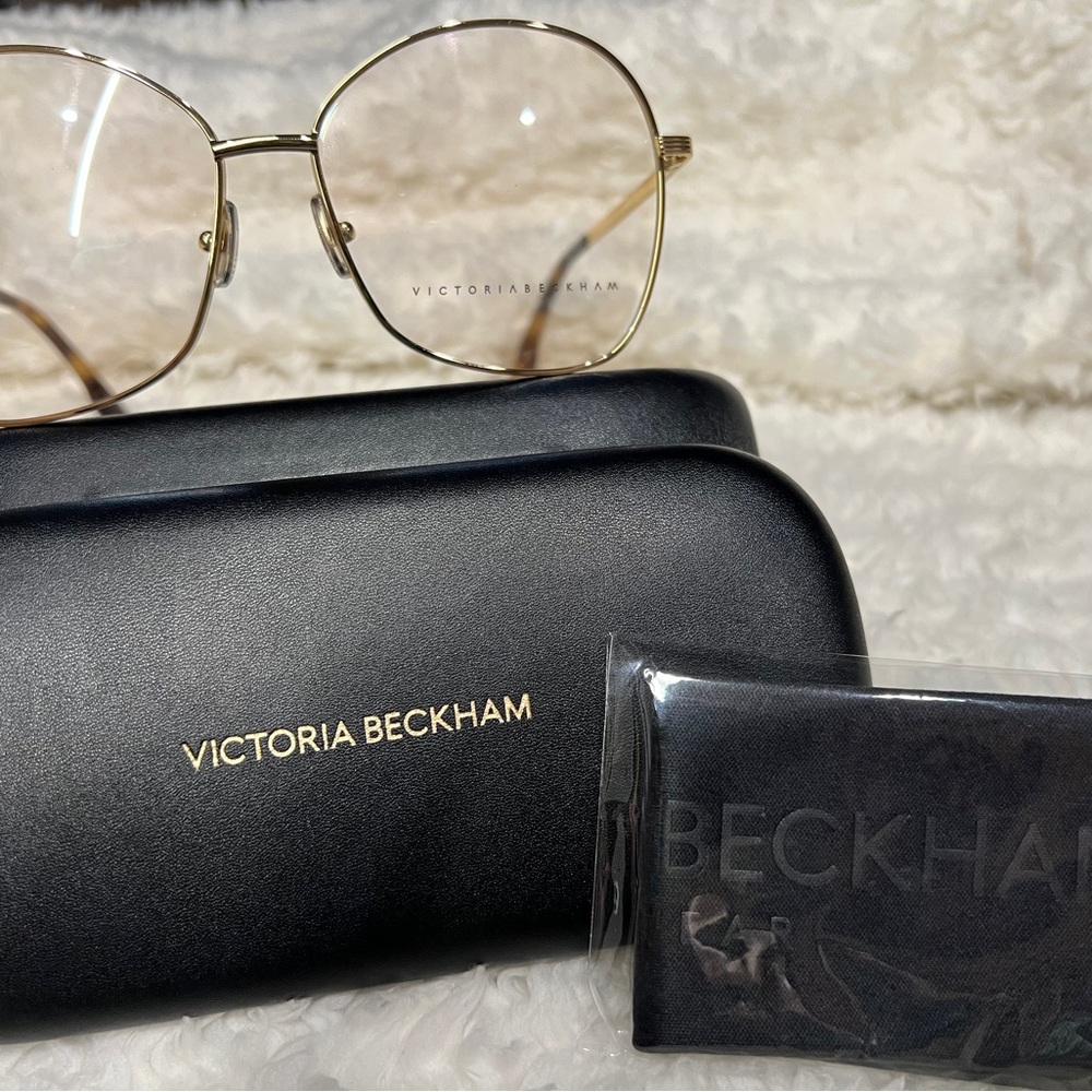 Victoria Beckham Gold Glasses Elegant Accessories